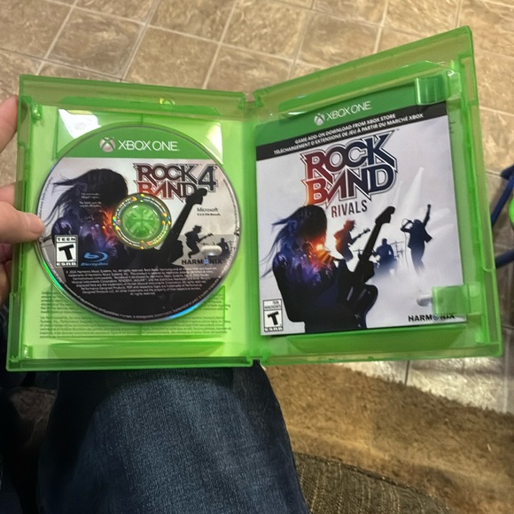 Xbox One Rock Band 4 - Picture 2 of 4